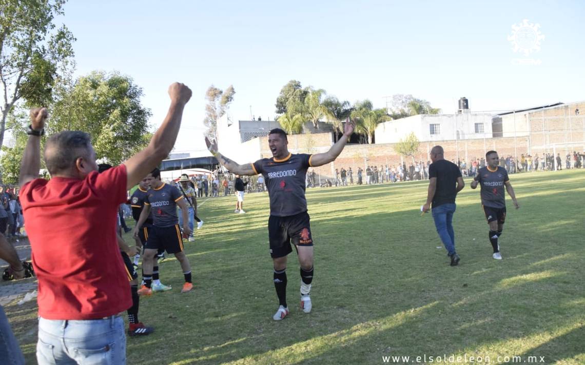 ¡Cumplen el sueño! Deportivo Arredondo es finalista del Torneo de Los